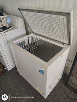Deep freezer