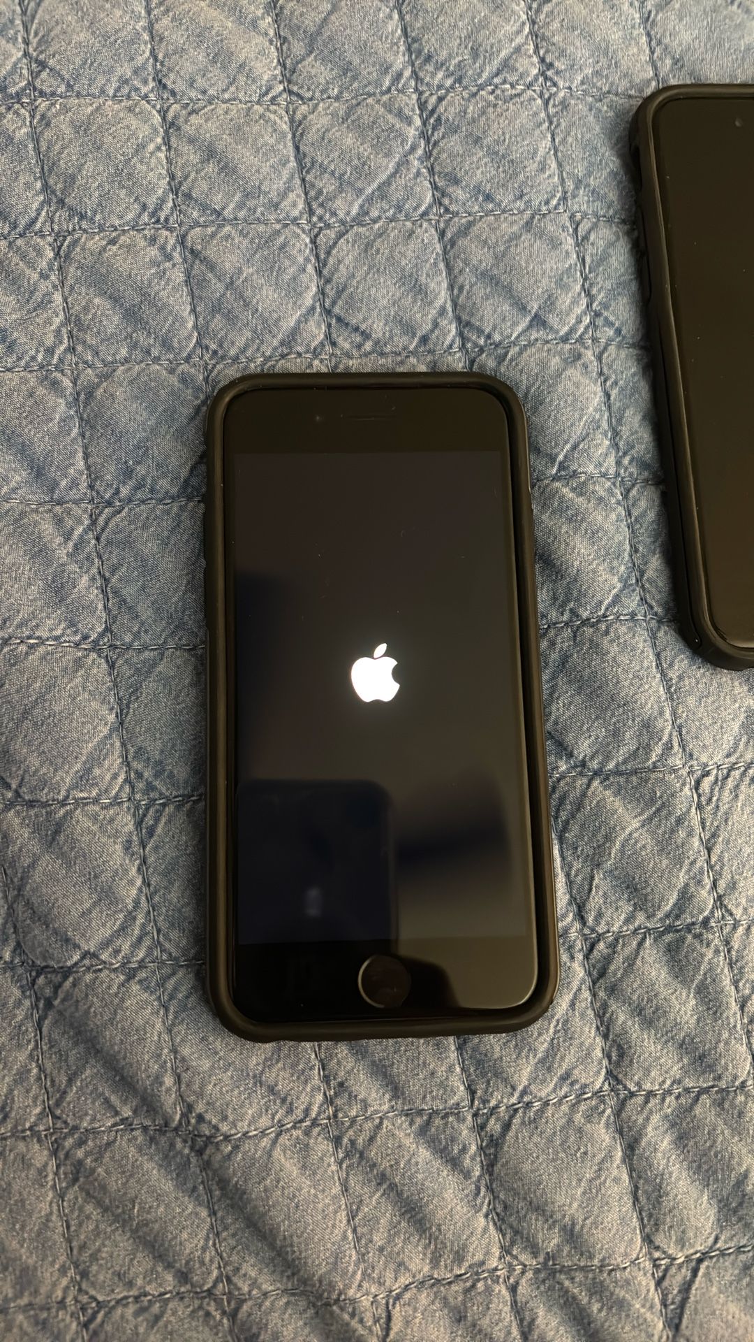 iPhone SE Unlocked