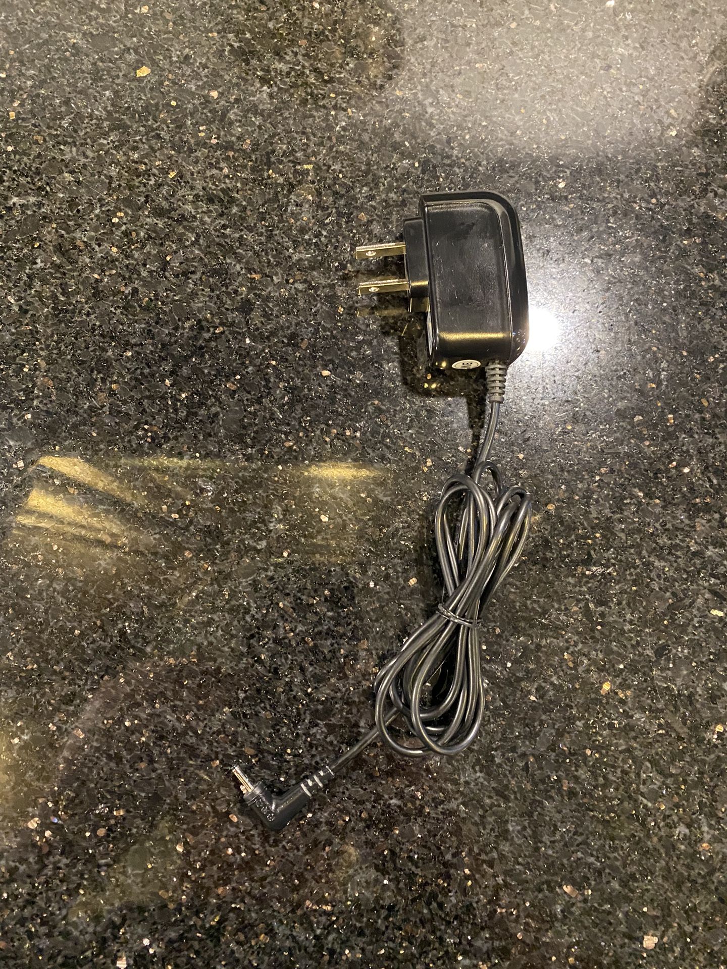 Samsung AC Adapter for Samsung Bluetooth Headset WEP-450 WEP-460 WEP-470 WEP-500