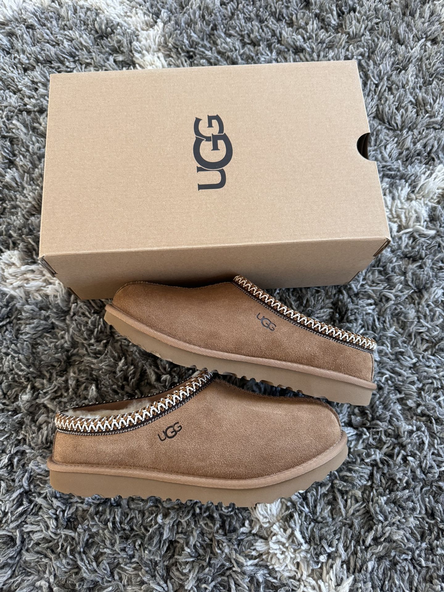 UGG Tasman SIZE 6y 7.5w BRAND NEW WOMENS/ KIDS AUTHENTIC