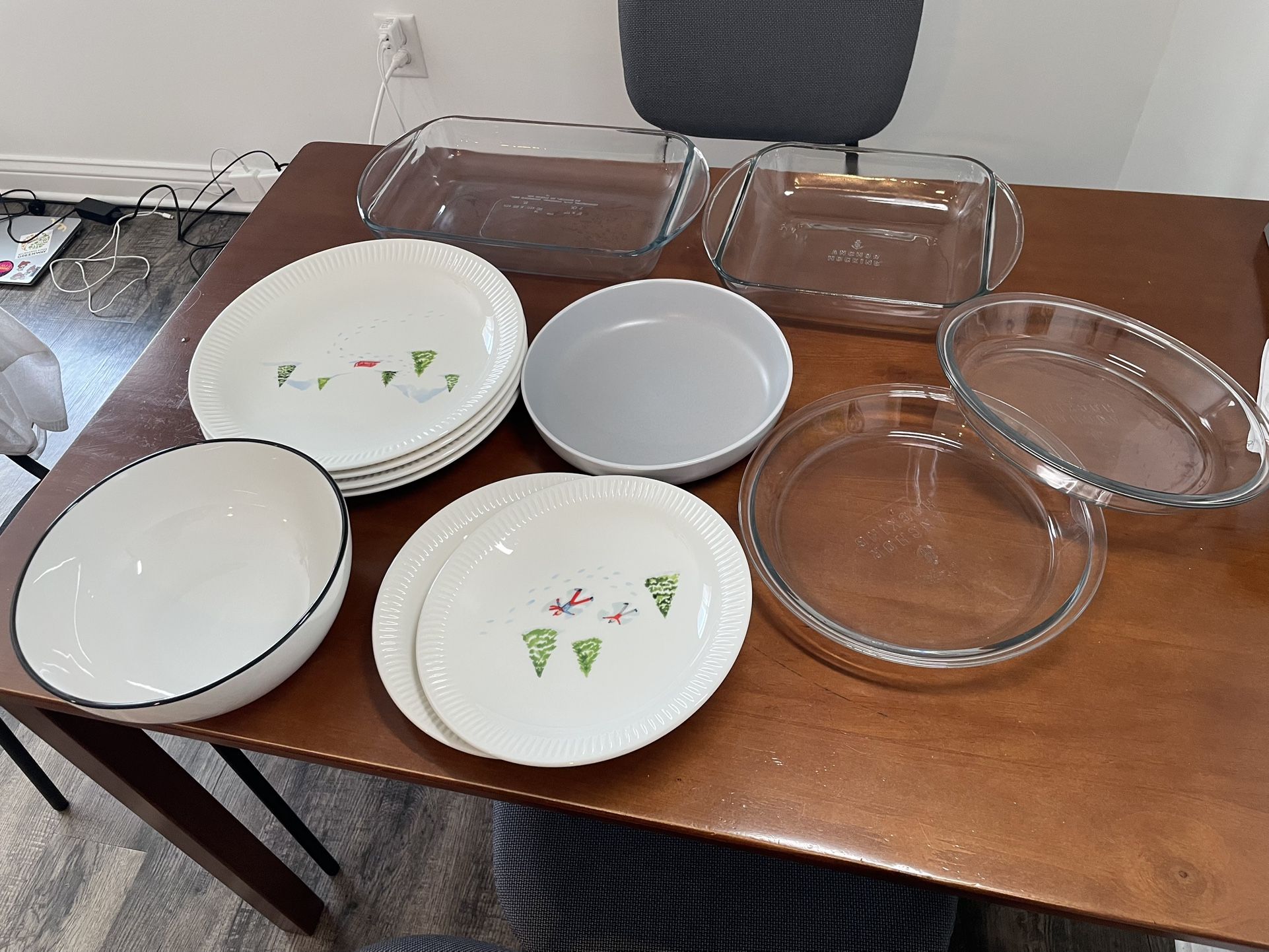 Dishware