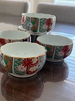 5 Tosen kiln Arita ware Ko-Imari style scalloped Rice Bowl