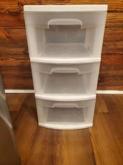 Sterilite drawer
