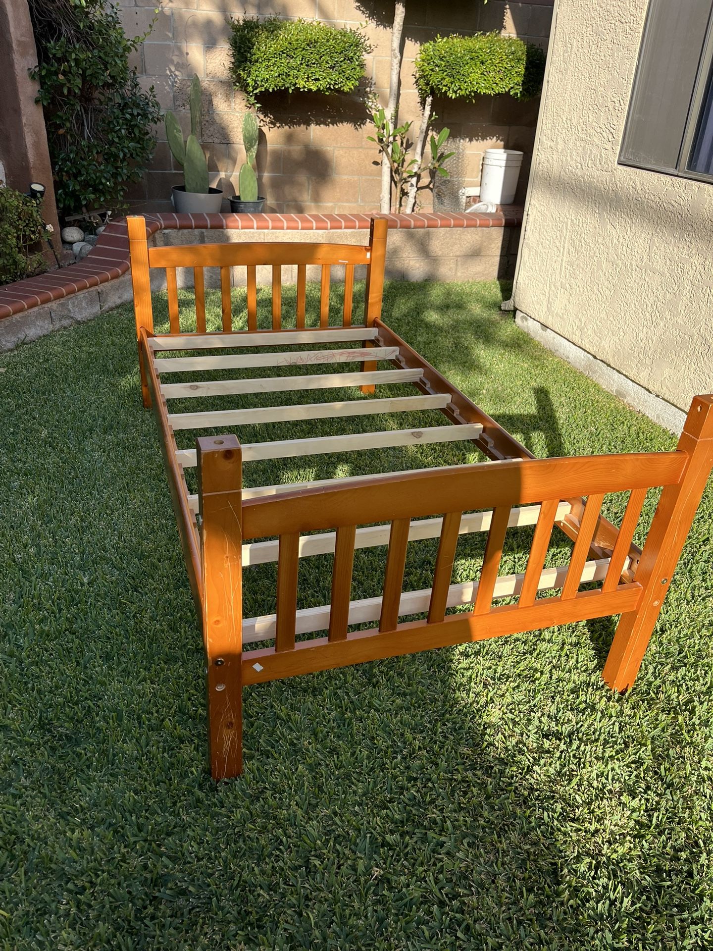 Wood Twin Bed