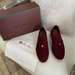 LORO PIANA Summer Walk-Size 38