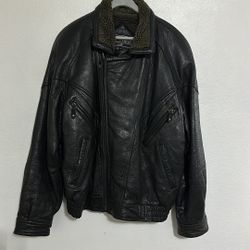 Lucky Leather Co Insulated Leather Jacket, Size Large, in Good Condition, Brown, Very Warm. 