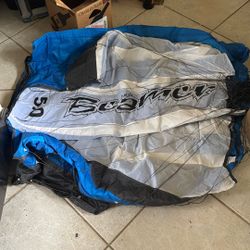 He Beamer 5.0 Power Kite Land Boarding Buggying. Excellent condition.