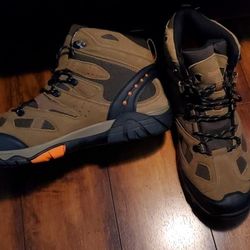 Bearpaw Outdoor Hiking Boots
