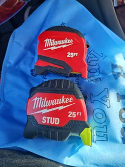 Milwaukee tape measures