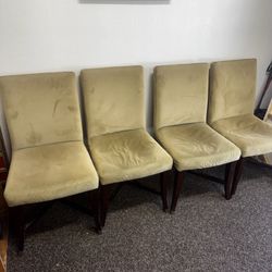 4 Dinning Chairs