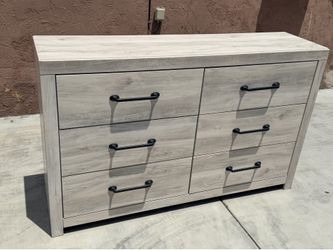 Ashley Modern Light Gray 6-Drawer Dresser Cambeck