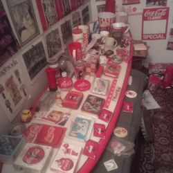 2000 Vintage Coke Collectibles STORE CLOSED 