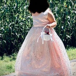 Girl’s Dress