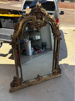 Wall mirror