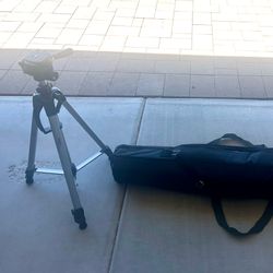 Camera Tripod & Backdrop Frame