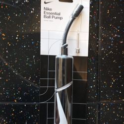 New Nike Essential Ball Pump 