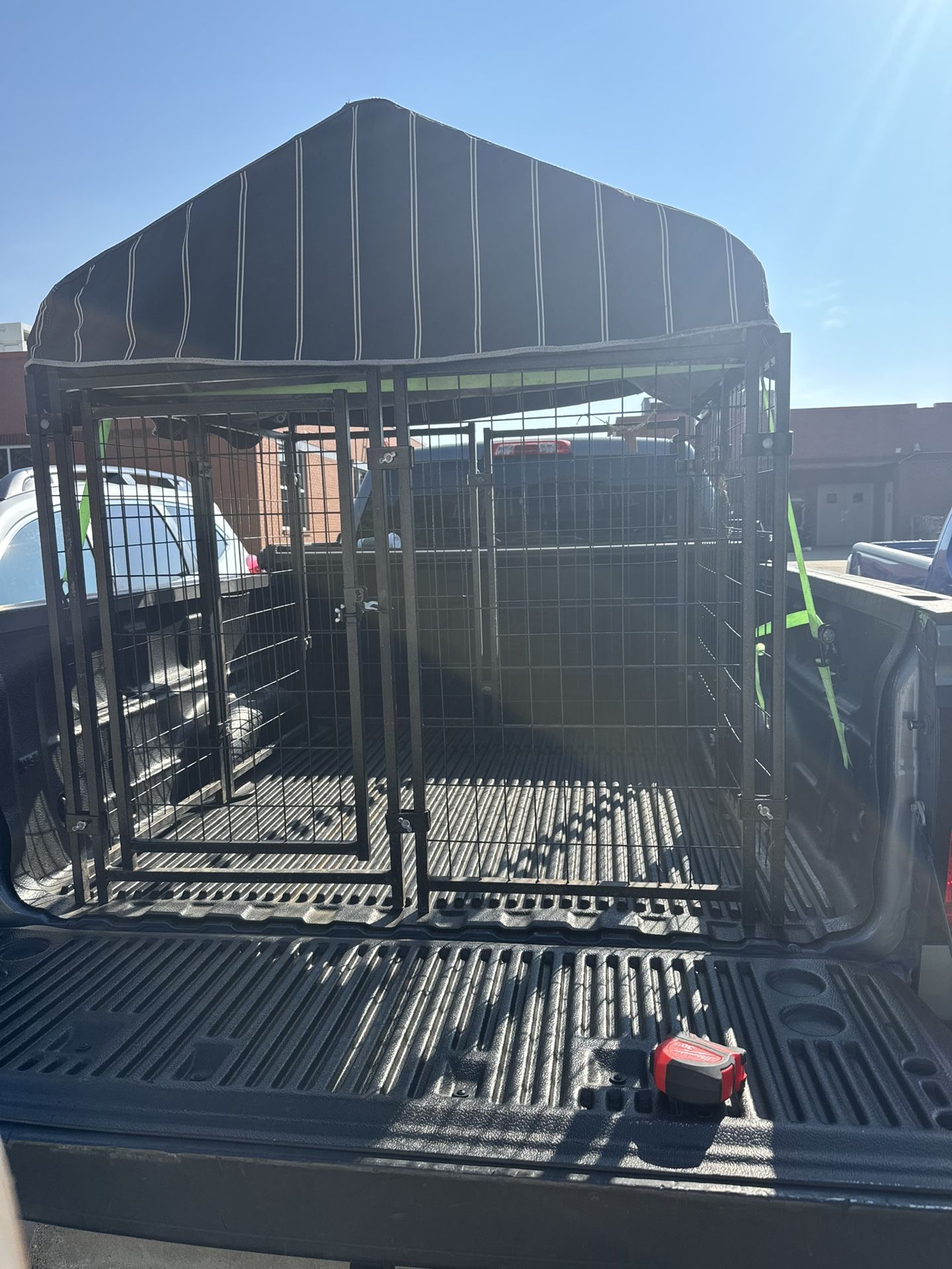 Dog Kennel 