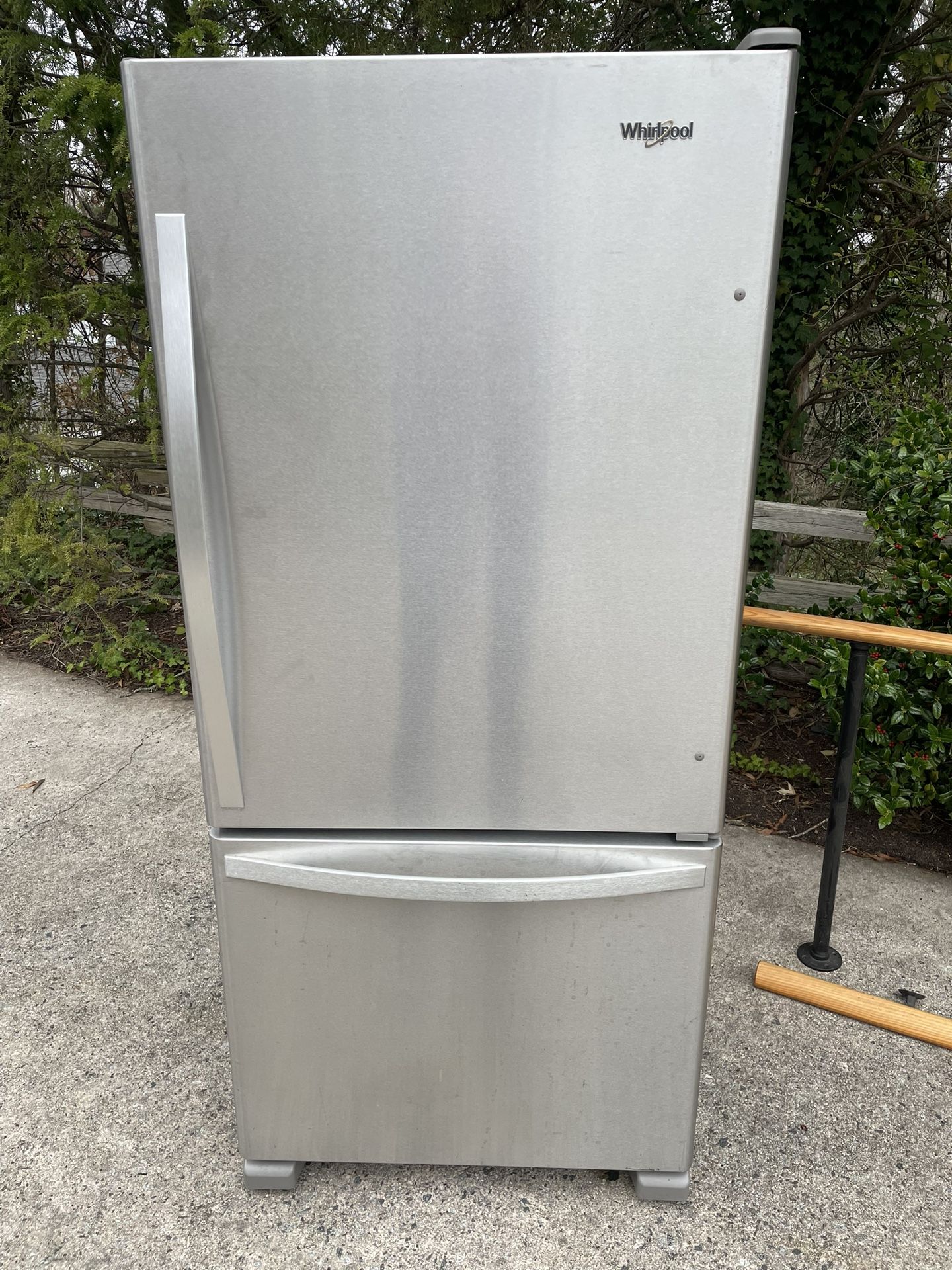 Refrigerator
