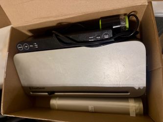 FoodSaver Vacuum Sealer with Handheld Attachment