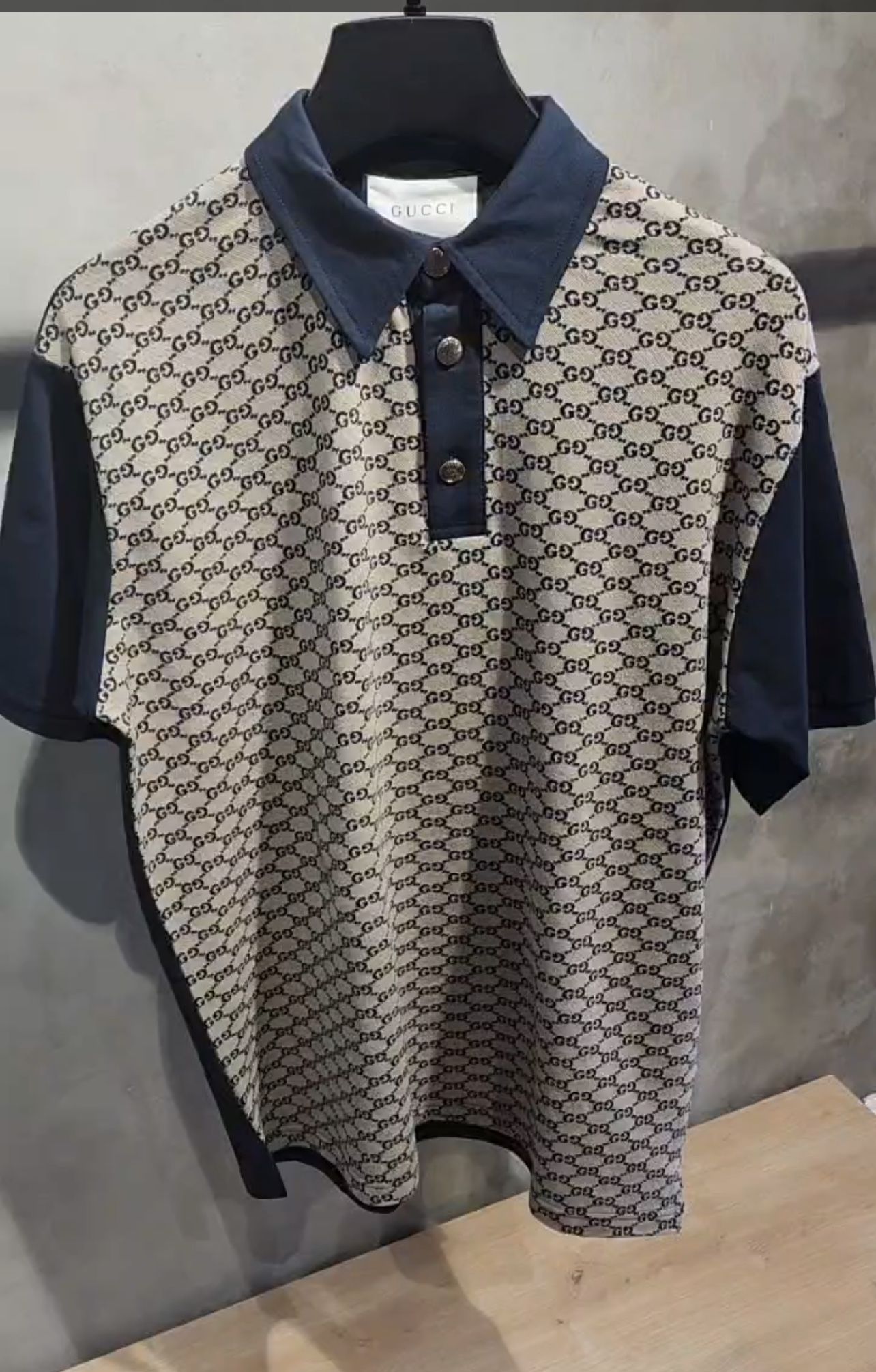 Gucci  Shirt