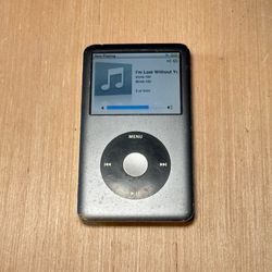 iPod Classic Model A:1238 120GB Blk Tested 8-12hr Batt w/Charg-9101/Songs Read
