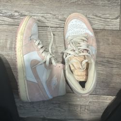 Nike Air Jordan 1 Retro High OG "Washed Pink