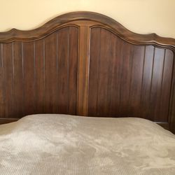 Cal King Bed Frame And Box Springs