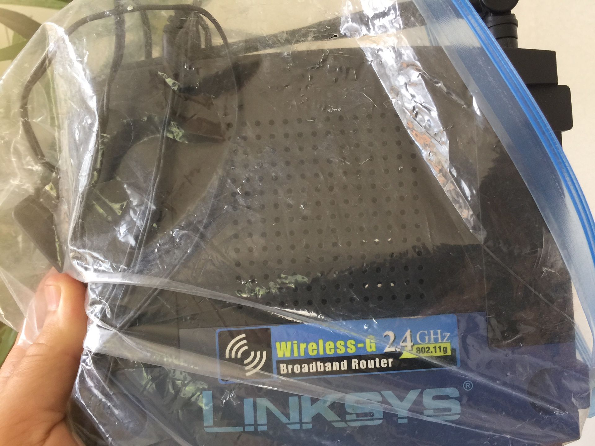 Link says wireless router+ more!