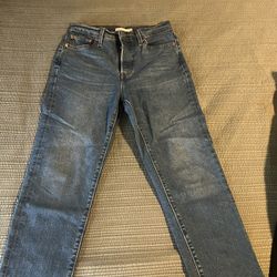 Levi Jeans Size 29 