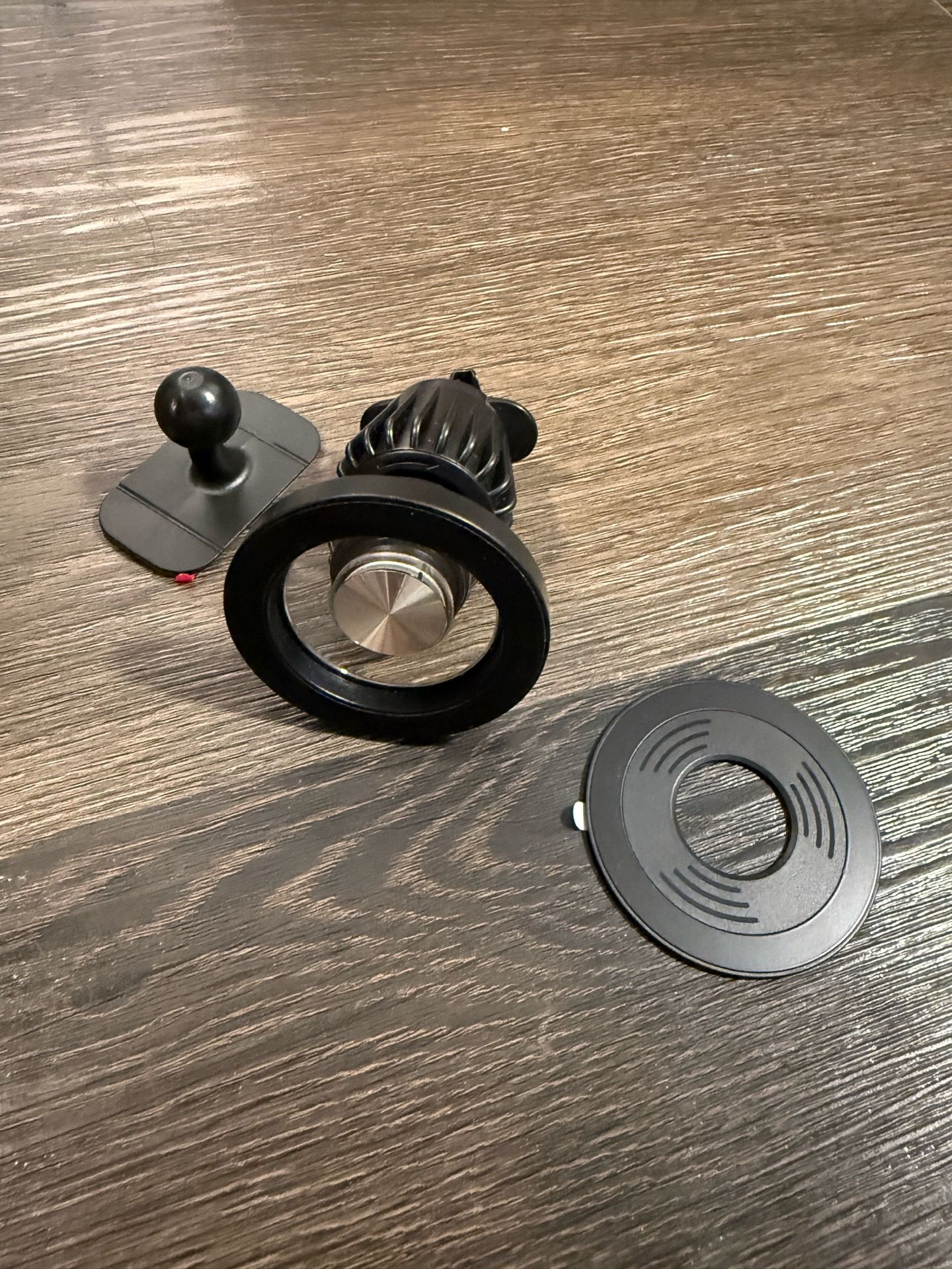 Magnetic car phone mount