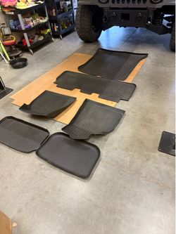 Tesla floor mats model y