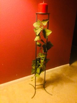IRON CANDLE HOLDER W/ FAKE PLANT ( CANDLE NOT INCLUDED)