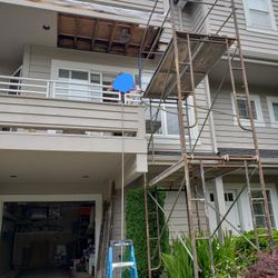 Scaffolding - Up To 3 Stories High