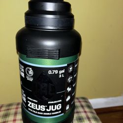 ZEUS JUG, 3 liter jar keeps hot thing hot or cold things cold