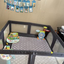 Play Pen Mesh Corral