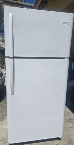 Frigidaire refrigerator