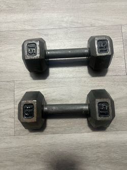 (2) 15LB Dumbells