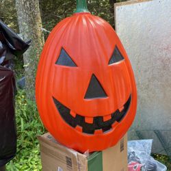 Ex Large Pumpkin Blow Mold 30”h 62” R Ex Cond