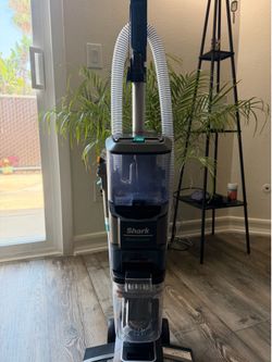 Shark CarpetXpert HairPro StainStriker Carpet & Stain Cleaner