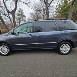 2009 Toyota Sienna