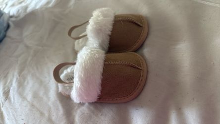 Baby girl slippers