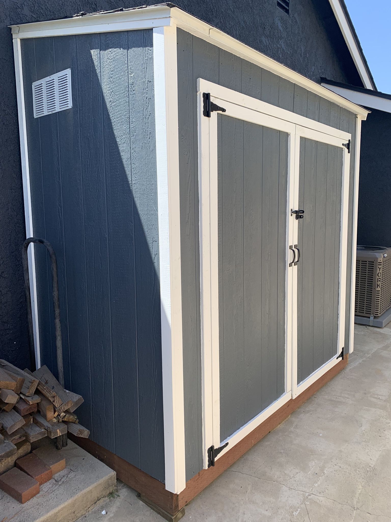 Shed 