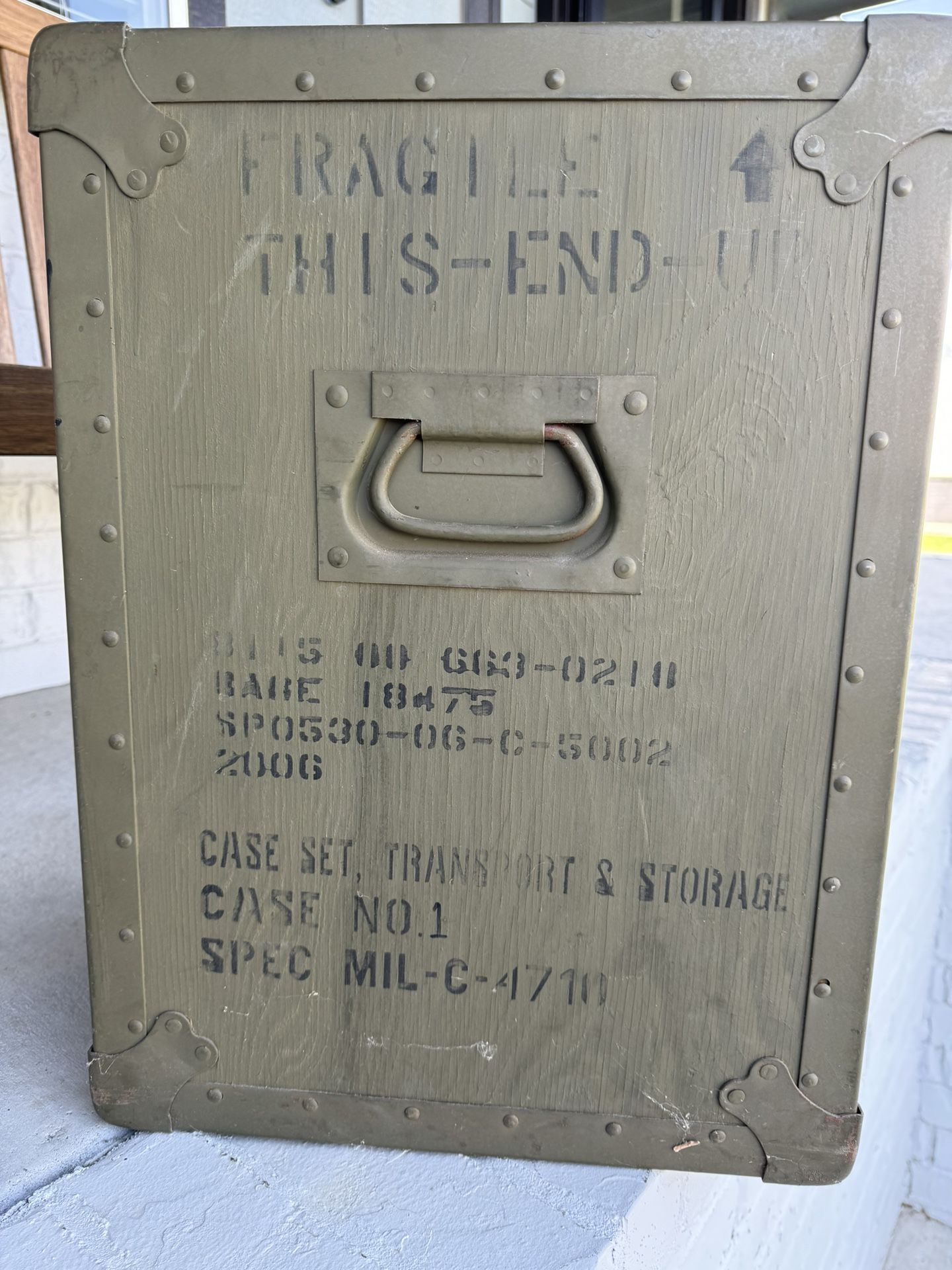 Vintage MIL-C-4710 Storage Case