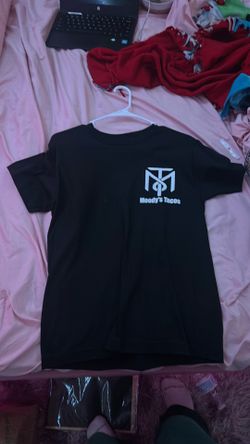 Black t shirt