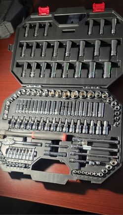 Husky 125 piece mechanics tool set with pro access ratchets best sale