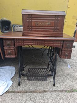 Antique Arlingtin Sewing machine