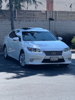 2013 Lexus ES 300h
