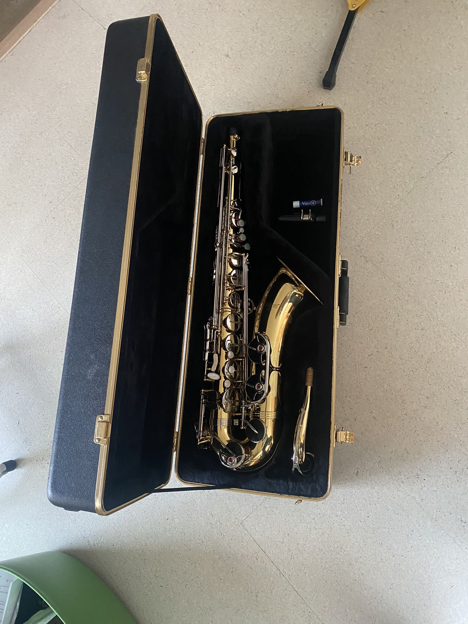 Saxophone Selmer tenor sax, Like New