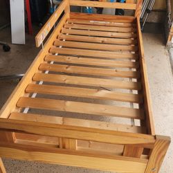 Kids Bed With Mattress 