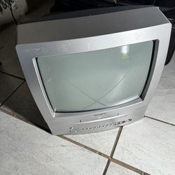 Toshiba 13” Crt color Television DVD Combo model MD13P1 Retro Gaming